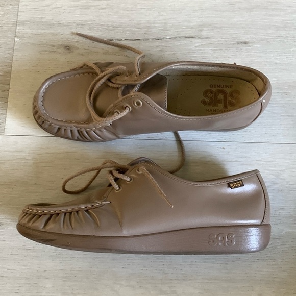 SAS Beige Leather String‎ Lace Up Comfort Shoes - Picture 1 of 5